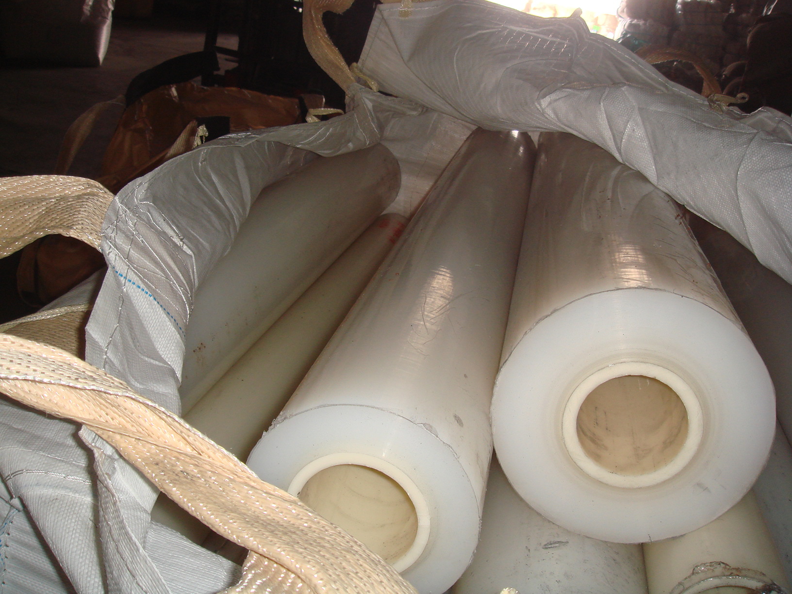 大连长青藤塑化LDPE-N卷膜（带胶）——“绿色再生”的品质之选